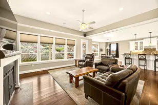 4477 Vista Pointe Dr, Medford, OR 97504 - Photo 5