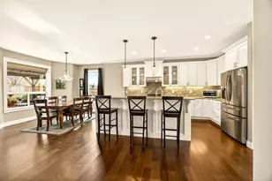 4477 Vista Pointe Dr, Medford, OR 97504 - Photo 9