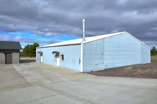 11301 SW Robinson Ln, Powell Butte, OR 97753 - Photo 27