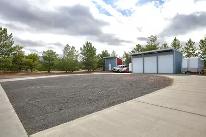11301 SW Robinson Lane, Powell Butte, OR 97753 - Photo 39
