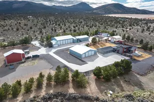 11301 SW Robinson Ln, Powell Butte, OR 97753 - Photo 47