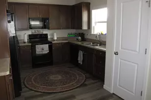 16415 Bassett Dr, La Pine, OR 97739 - Photo 3