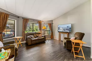 724 Tawn Cheree, Medford, OR 97501 - Photo 9