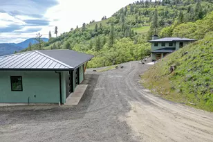 8612 OR-66, Ashland, OR 97520 - Photo 33