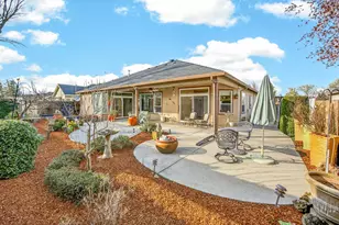 1937 Woodside Dr, Medford, OR 97501 - Photo 37