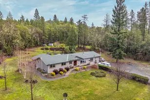 9728 Lower River Rd, Grants Pass, OR 97526 - Photo 3