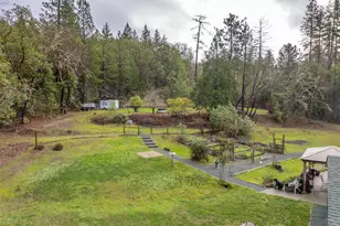 9728 Lower River Rd, Grants Pass, OR 97526 - Photo 47