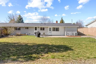 10553 Wright Avenue, Klamath Falls, OR 97603 - Photo 33