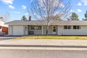 10553 Wright Ave, Klamath Falls, OR 97603 - Photo 1