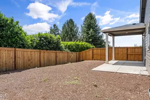 136 Valemont Dr, Eagle Point, OR 97524 - Photo 31