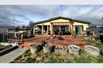 4258 Arthur Street, Klamath Falls, OR 97603 - Photo 1