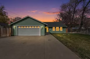 3465 Boardman Ave, Klamath Falls, OR 97603 - Photo 1