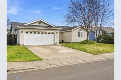 8022 Thunderhead Avenue, White City, OR 97503 - Photo 3