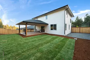 1185 Orange Blossom Dr, Klamath Falls, OR 97601 - Photo 31