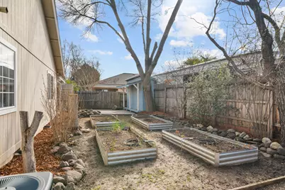 1818 Sarah Way, Medford, OR 97501 - Photo 25