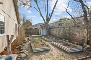 1818 Sarah Way, Medford, OR 97501 - Photo 25