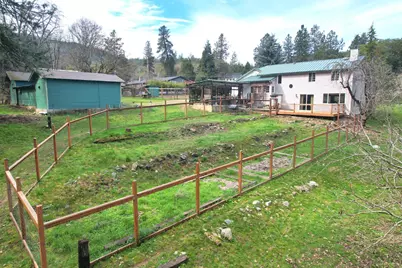 5355 Coleman Creek Road, Medford, OR 97501 - Photo 63