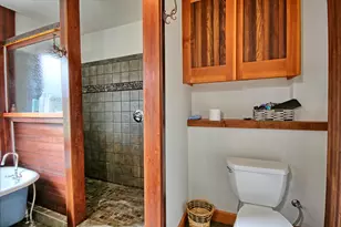 5355 Coleman Creek Rd, Medford, OR 97501 - Photo 33