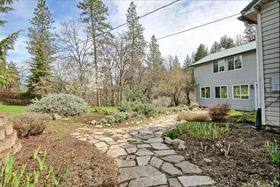 5355 Coleman Creek Road, Medford, OR 97501 - Photo 75
