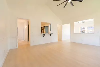 19 Pine Court, Eagle Point, OR 97524 - Photo 9