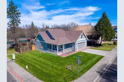 19 Pine Court, Eagle Point, OR 97524 - Photo 3