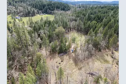 522 Jackadel Lane, Cave Junction, OR 97523 - Photo 15