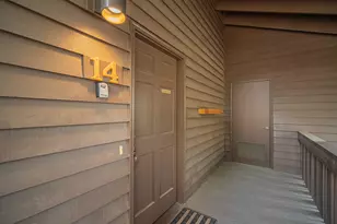 57330 Beaver Ridge Loop, Sunriver, OR 97707 - Photo 3