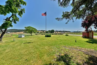 4464 Tioga Way, Central Point, OR 97502 - Photo 5