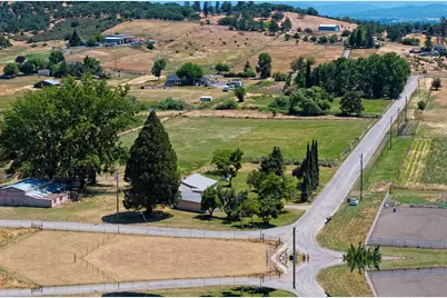 4464 Tioga Way, Central Point, OR 97502 - Photo 35