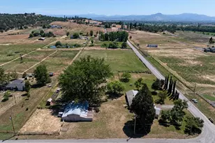 4464 Tioga Way, Central Point, OR 97502 - Photo 37