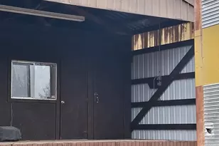 69592 Lake Dr, Sisters, OR 97759 - Photo 49