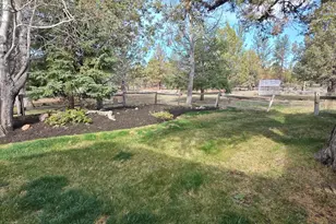 69592 Lake Dr, Sisters, OR 97759 - Photo 53