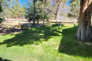 69592 Lake Dr, Sisters, OR 97759 - Photo 41
