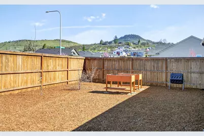 2769 Noble Fir Drive, Medford, OR 97504 - Photo 33