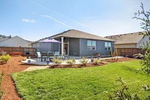 2769 Noble Fir Dr, Medford, OR 97504 - Photo 27