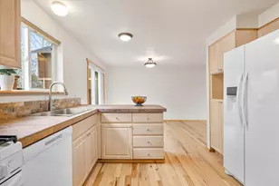 2980 NW Shevlin Meadow Dr, Bend, OR 97703 - Photo 13