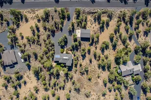 21834 Boonesborough Dr, Bend, OR 97701 - Photo 65