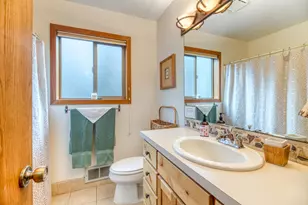 70525 Colts Foot, Black Butte Ranch, OR 97759 - Photo 15