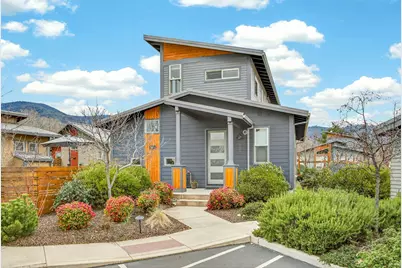 100 Dunn Circle, Ashland, OR 97520 - Photo 3