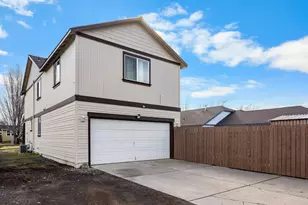 1331 NE 4th St, Redmond, OR 97756 - Photo 37
