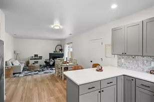 1331 NE 4th St, Redmond, OR 97756 - Photo 15