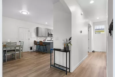 1331 NE 4th Street, Redmond, OR 97756 - Photo 7