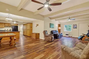 244 Riessen Rd, Grants Pass, OR 97526 - Photo 9