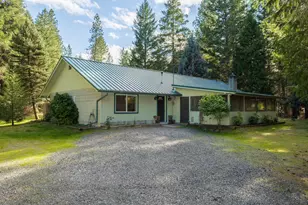 244 Riessen Rd, Grants Pass, OR 97526 - Photo 3