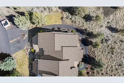 10879 Village Loop, Redmond, OR 97756 - Photo 37