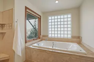 26 NW Shasta Pl, Bend, OR 97703 - Photo 21