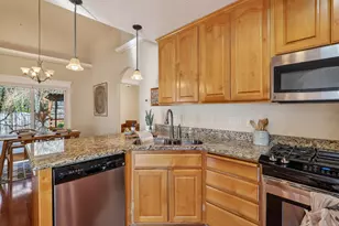 2131 SW Frd St, Grants Pass, OR 97526 - Photo 7