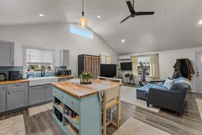 242 NW 1st Avenue, John Day, OR 97845 - Photo 17