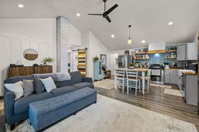 242 NW 1st Avenue, John Day, OR 97845 - Photo 13