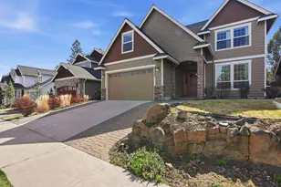 63027 Fresca St, Bend, OR 97703 - Photo 3